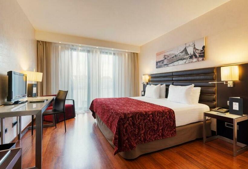 غرفة قياسية, Exe Budapest Center