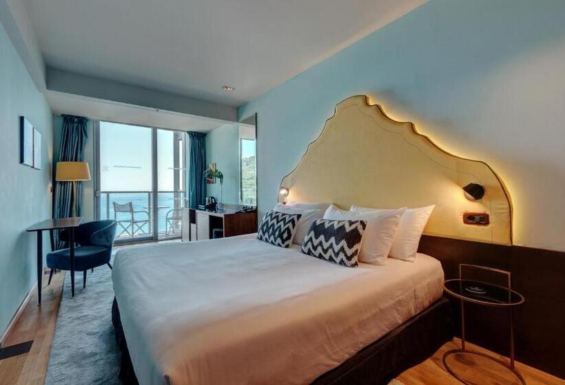 اتاق لوکس با بالکن و چشمانداز دریا, Eurostars Queen Of Montenegro