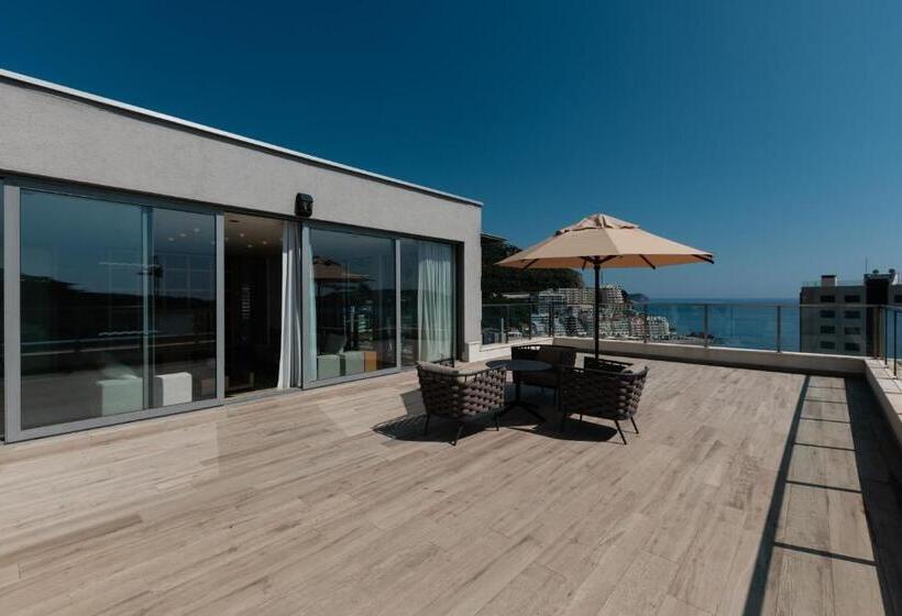 Suite with Terrace, Eurostars Queen Of Montenegro