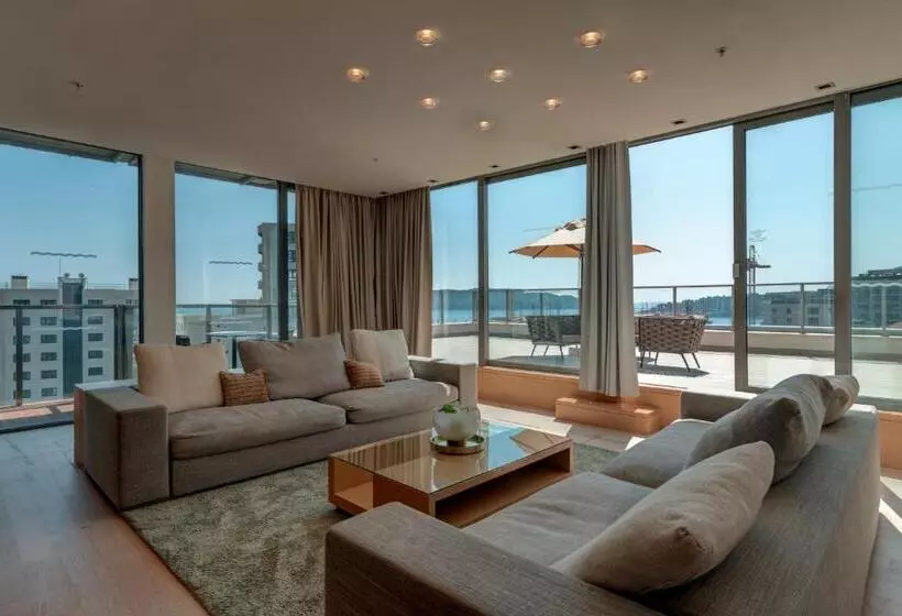 Suite with Terrace, Eurostars Queen Of Montenegro
