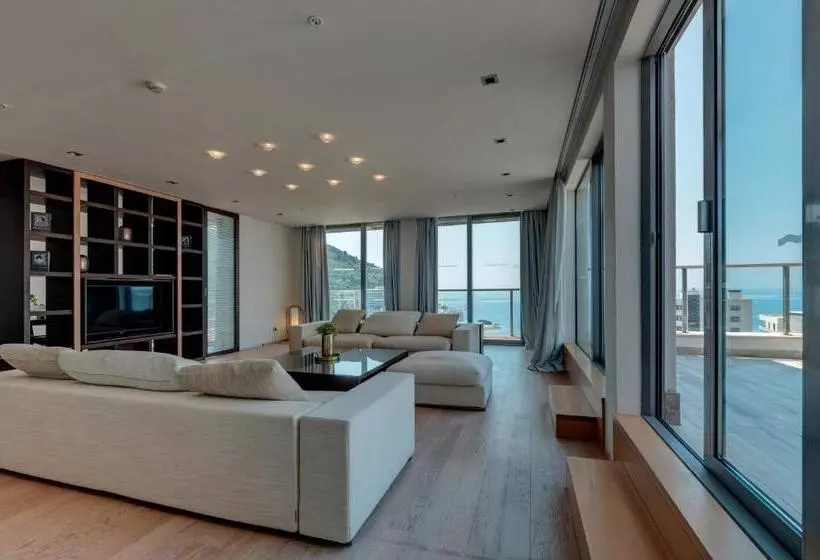 Suite with Terrace, Eurostars Queen Of Montenegro