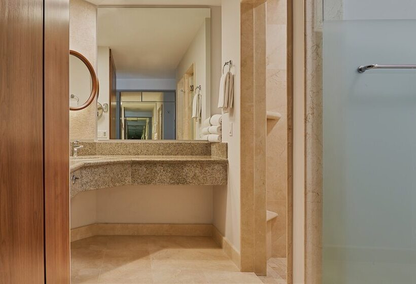 חדר קלאב עם מיטת קינג, Grand Fiesta Americana Guadalajara Country Club