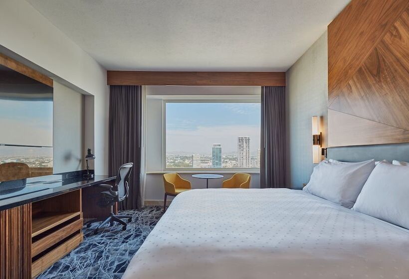 חדר קלאב עם מיטת קינג, Grand Fiesta Americana Guadalajara Country Club