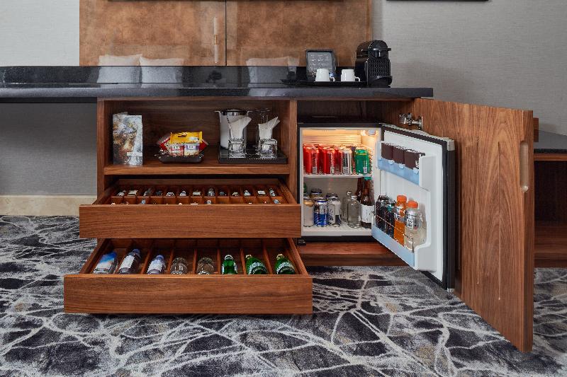 מיטת קינג בסוויטה, Grand Fiesta Americana Guadalajara Country Club