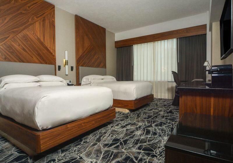 חדר קלאב, Grand Fiesta Americana Guadalajara Country Club