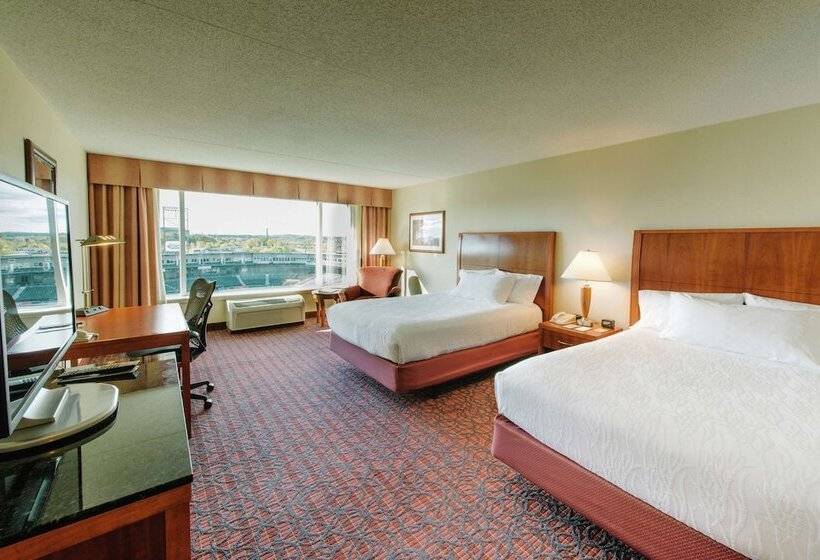 اتاق استاندارد با 2 تخت دوبل, Hilton Garden Inn Manchester Downtown