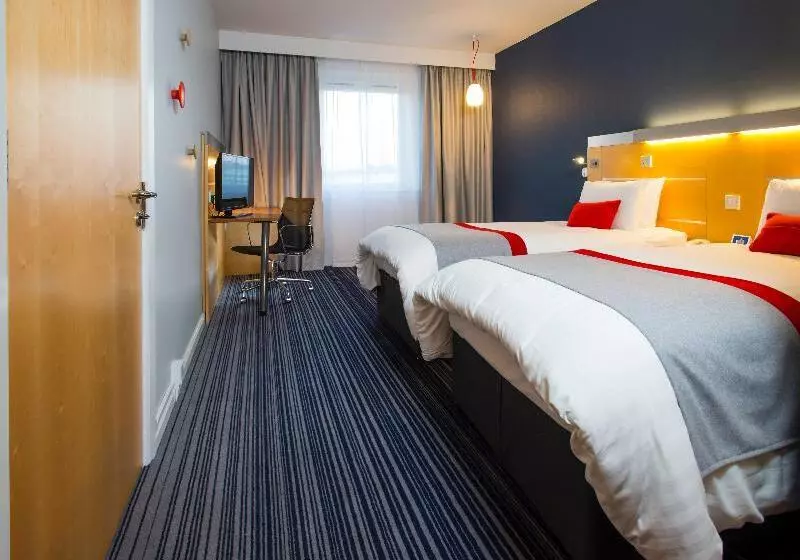 スタンダードルーム, Holiday Inn Express London   Epsom Downs, An Ihg