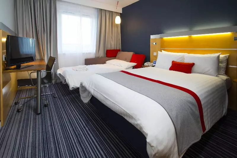 スタンダードルーム, Holiday Inn Express London   Epsom Downs, An Ihg
