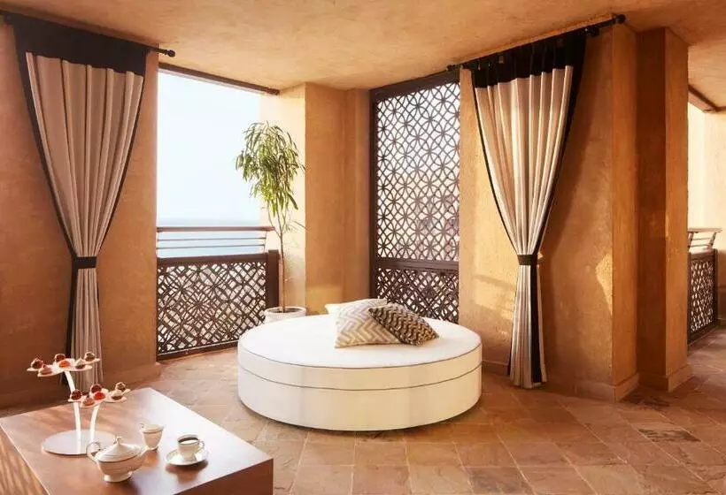 海の見えるプレミアムスイート, Jumeirah Mina Al Salam Dubai
