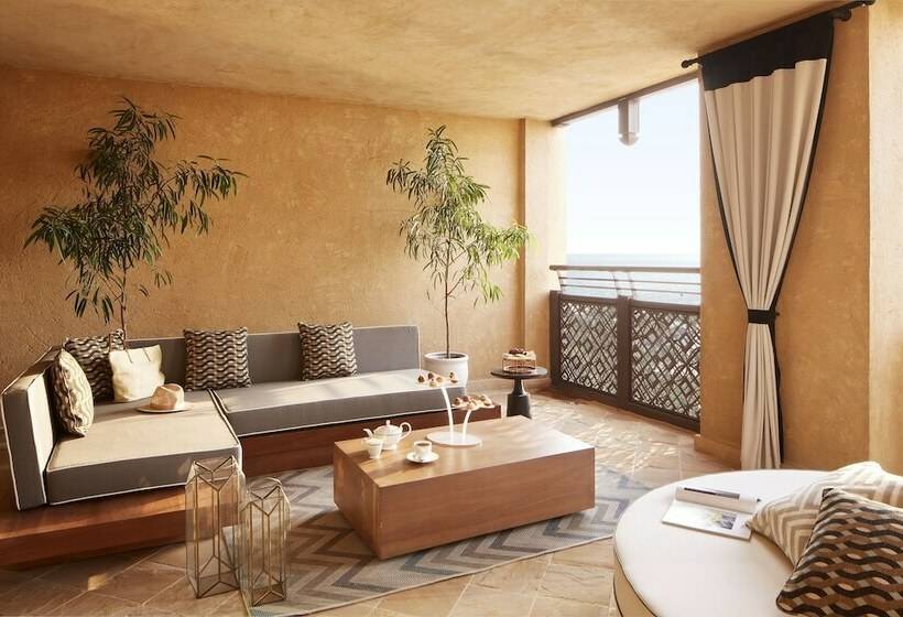 Люкс Премиум Вид на Море, Jumeirah Mina Al Salam Dubai