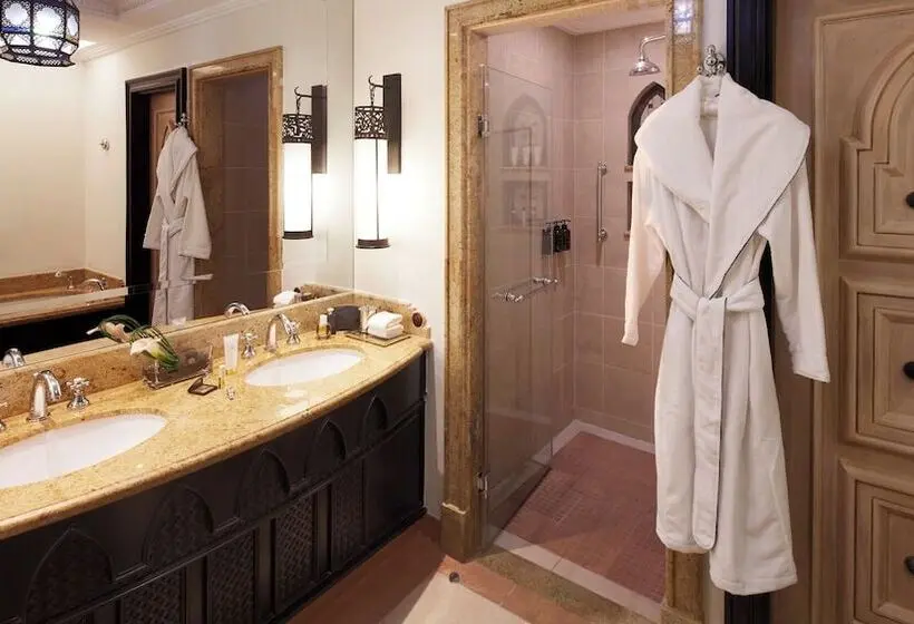 デラックスルーム, Jumeirah Mina Al Salam Dubai