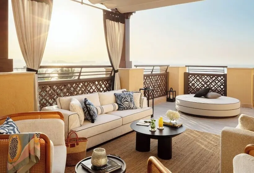 テラス付スイート, Jumeirah Mina Al Salam Dubai