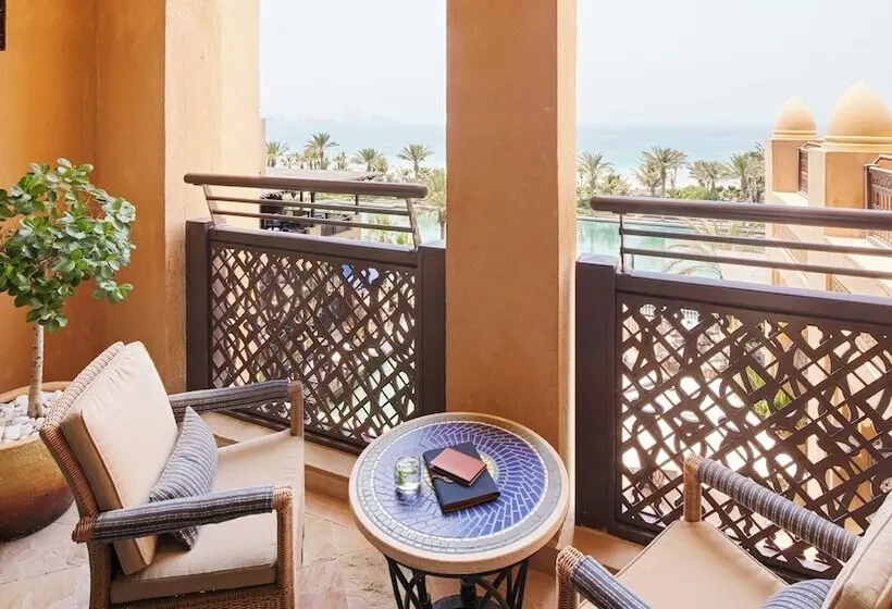 デラックスルーム, Jumeirah Mina Al Salam Dubai