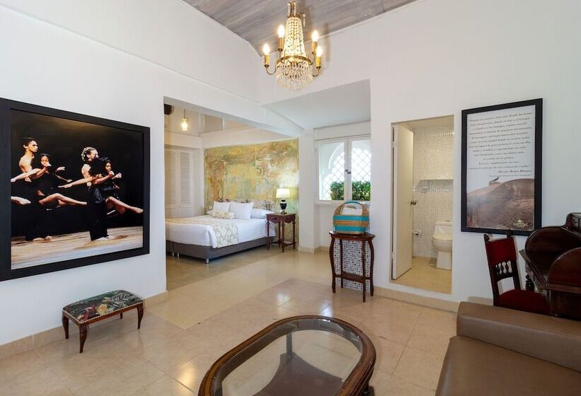 スタンダードルーム, Kartaxa