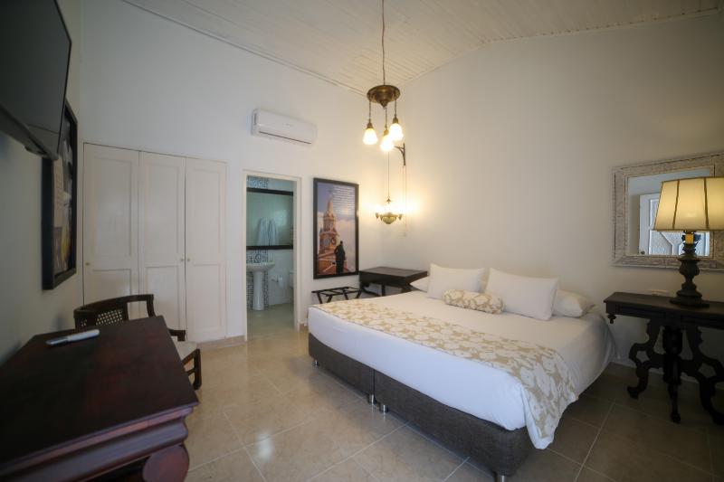 スーペリアールーム, Kartaxa