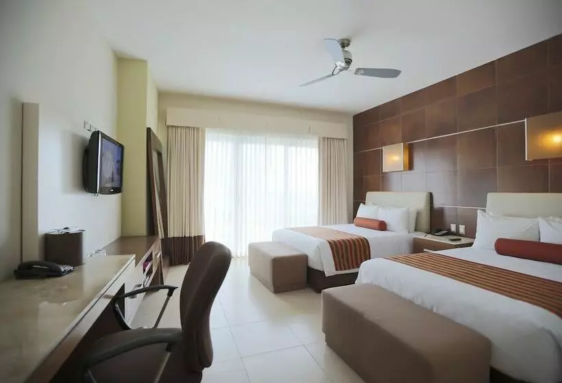 クラブルーム, Krystal Urban® Cancún & Beach Club