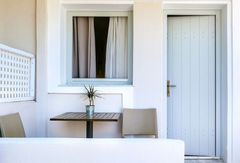 스탠다드 트리플 룸, Memories Beach