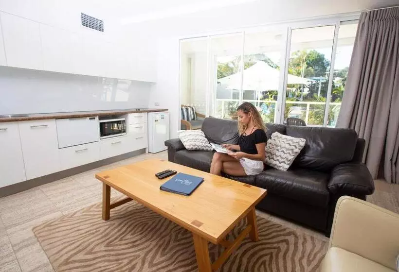 سوییت لوکس, Noosa Blue Resort