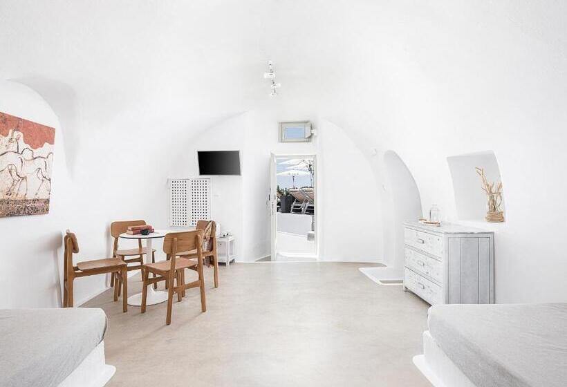 景色の見えるスイートルーム, On The Rocks Small Luxury Hotels Of The World