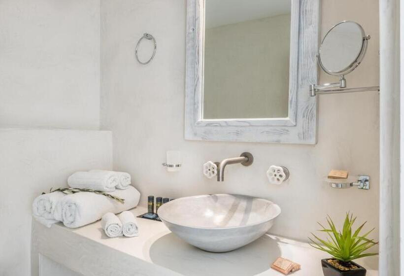 스탠다드 전망 룸, On The Rocks   Small Luxury Hotels Of The World