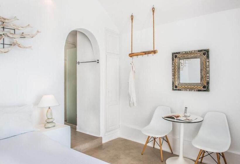 غرفة قياسية ذات إطلالة, On The Rocks Small Luxury Hotels Of The World