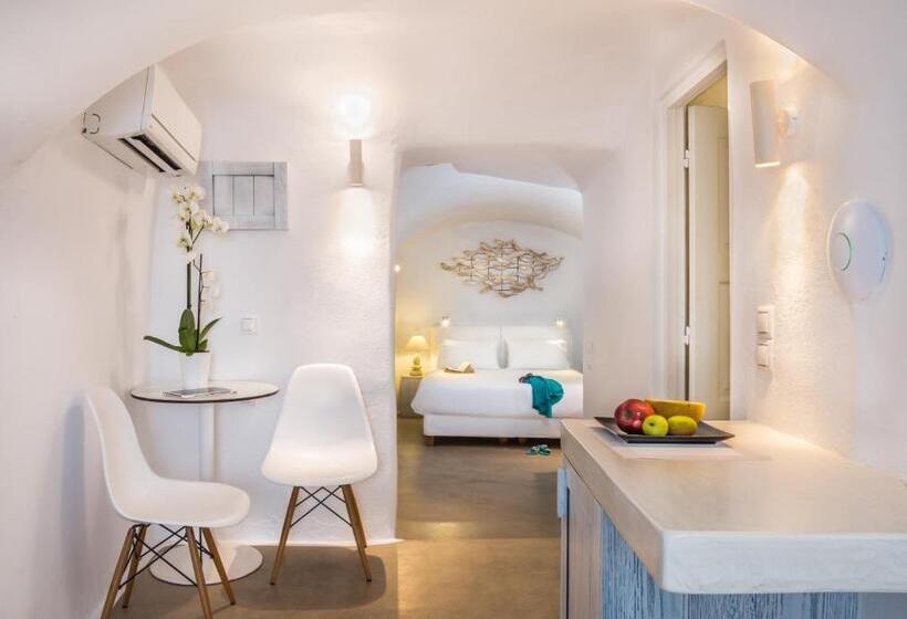 带观景的高级间, On The Rocks Small Luxury Hotels Of The World