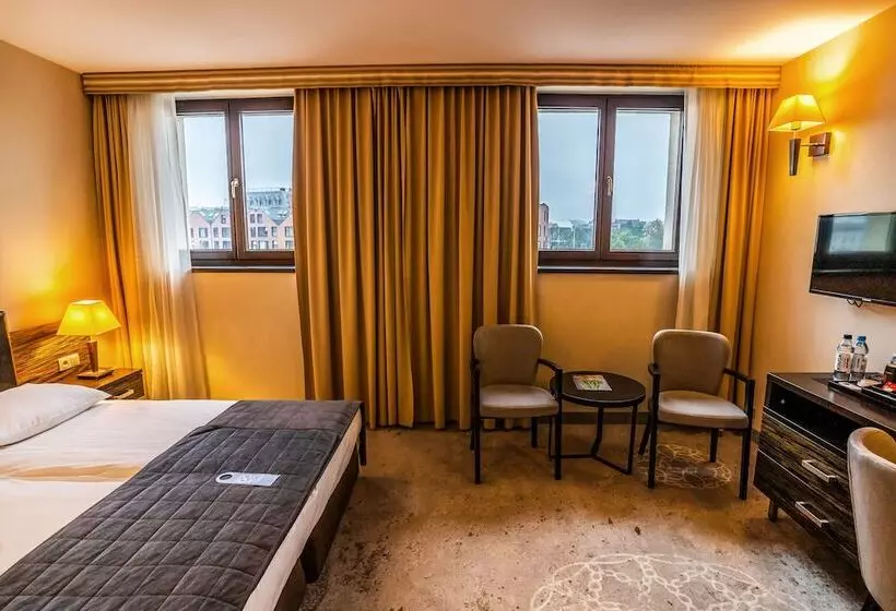 اتاق استاندارد یک نفره, Qubus Hotel Gdańsk