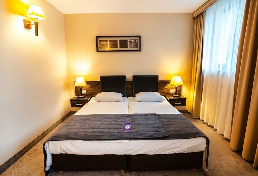 スタンダードシングルルーム, Qubus Hotel Gdańsk