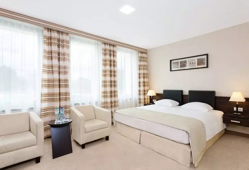 اتاق استاندارد یک نفره, Qubus Hotel Gdańsk