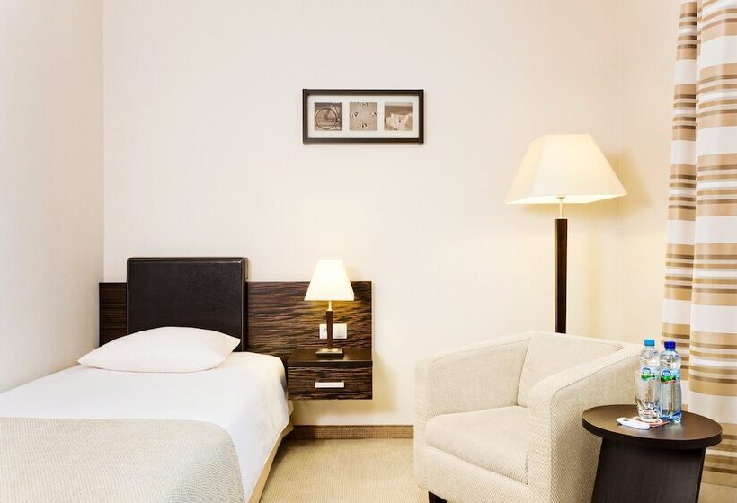 Номер Стандарт Индивидуальный, Qubus Hotel Gdańsk