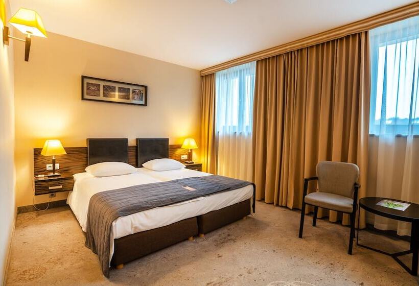 Номер Стандарт, Qubus Hotel Gdańsk