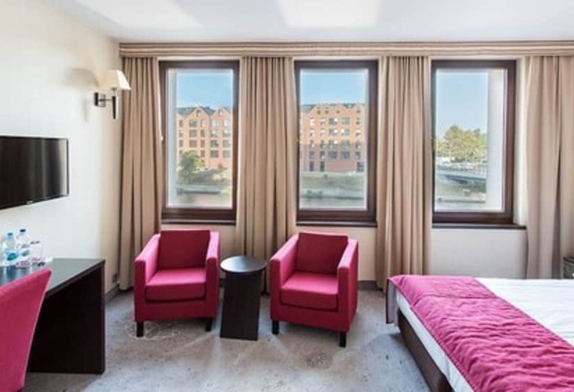 スタンダードルーム, Qubus Hotel Gdańsk