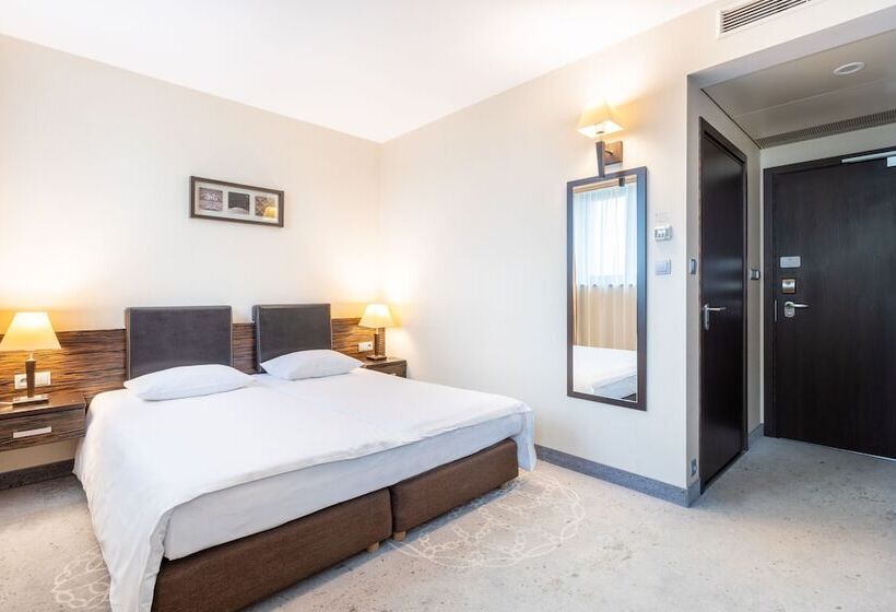 Номер Стандарт, Qubus Hotel Gdańsk