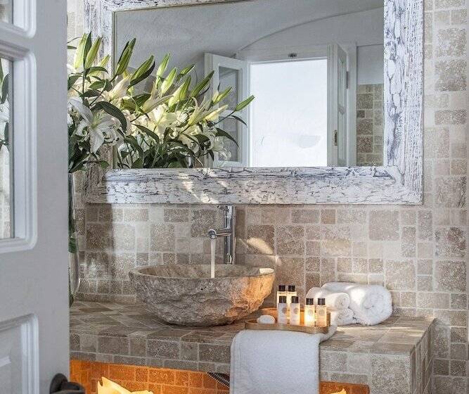 Номер Стандарт Вид на Море, San Antonio   Small Luxury Hotels Of The World