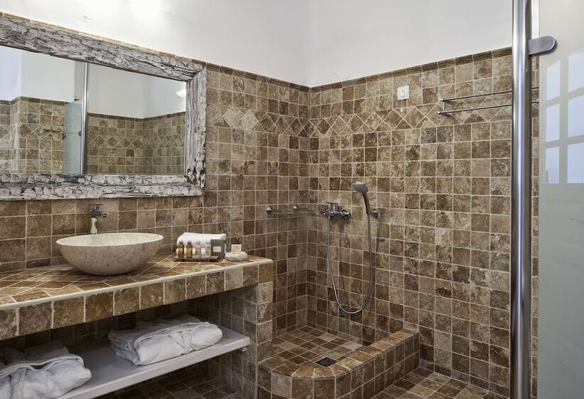 Люкс Вид на Море, San Antonio   Small Luxury Hotels Of The World