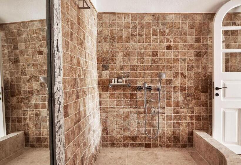 Люкс Вид на Море с Гидромассажем, San Antonio   Small Luxury Hotels Of The World