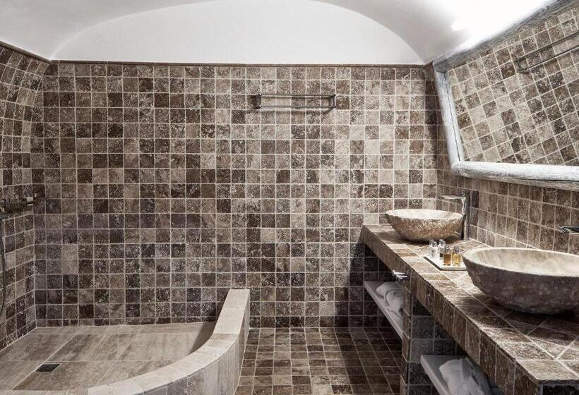 Люкс Вид на Море с Гидромассажем, San Antonio   Small Luxury Hotels Of The World