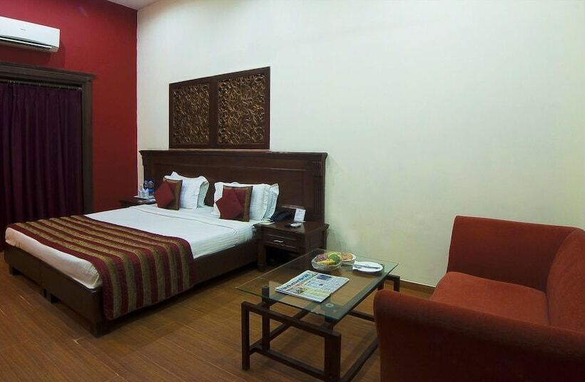 اتاق لوکس, Siris 18