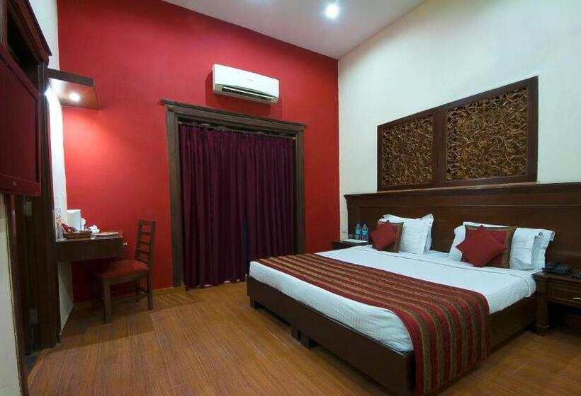 اتاق لوکس, Siris 18