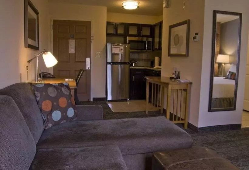 ダブルベッドのスタンダードスタジオ, Staybridge Suites Houston West   Energy Corridor, An Ihg