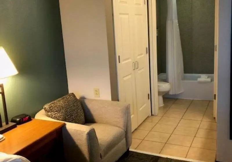 キングサイズベッドのスイートルーム, Staybridge Suites Houston West   Energy Corridor, An Ihg