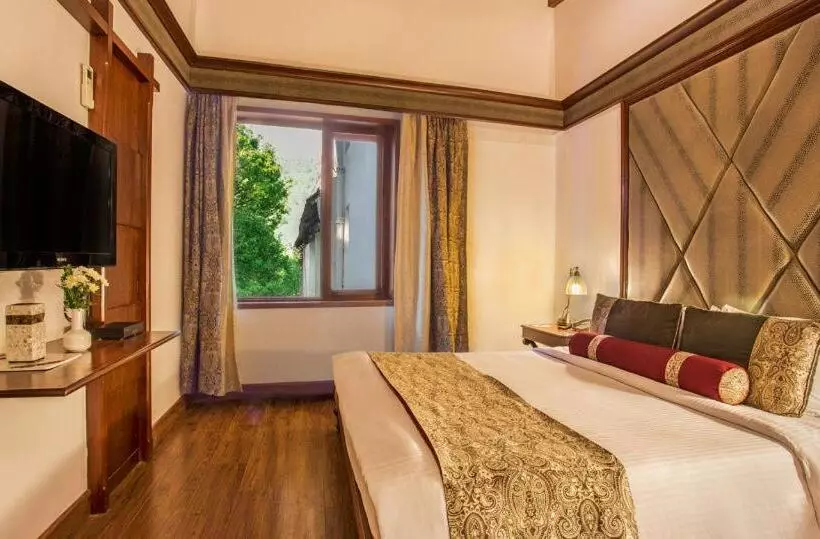 スーペリアールーム, The Naini Retreat, Nainital By Leisure Hotels