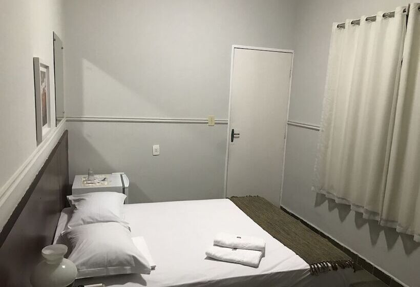 חדר סטנדרט, Velho Monge