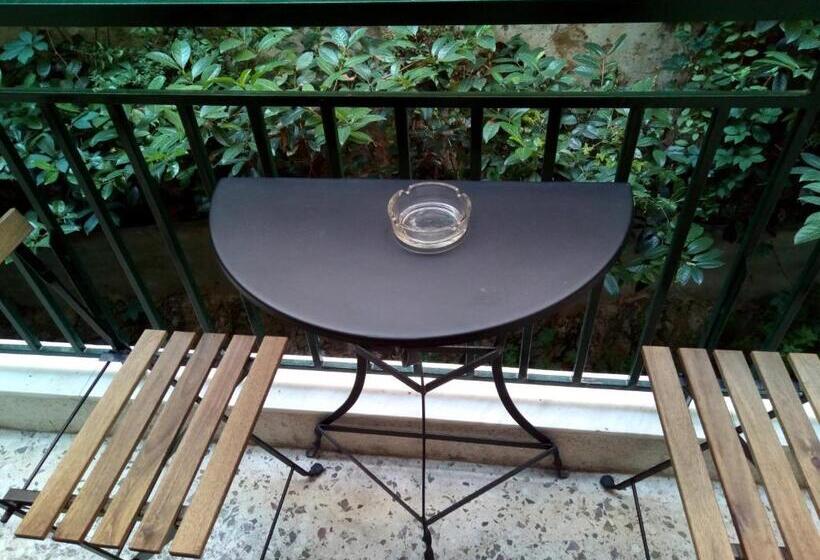 غرفة أساسية, Zappion