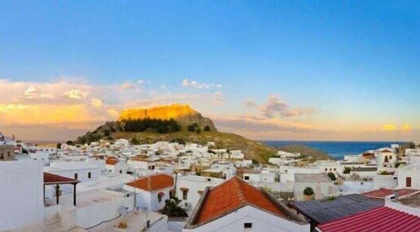 家庭公寓, Xenones Lindos