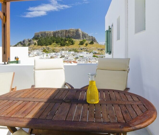 家庭公寓, Xenones Lindos