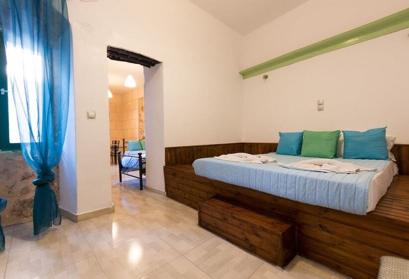 家庭公寓, Xenones Lindos