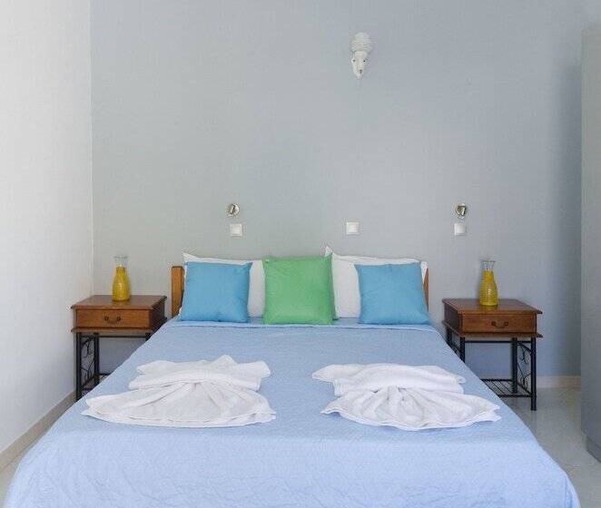 标准工作室带阳台, Xenones Lindos