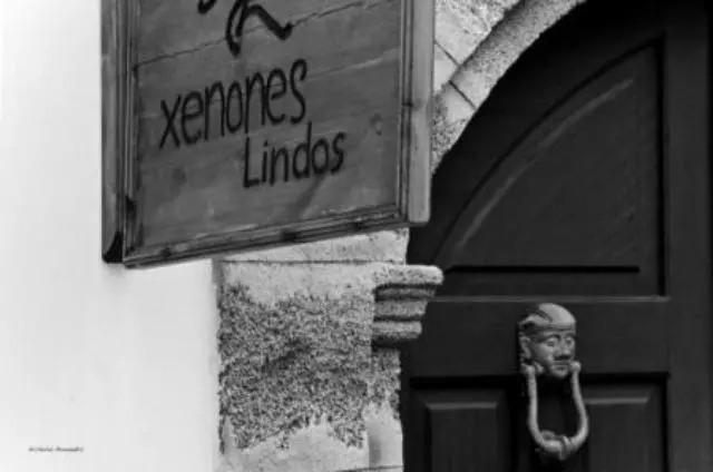 Villa 4 Makuuhuonetta, Xenones Lindos