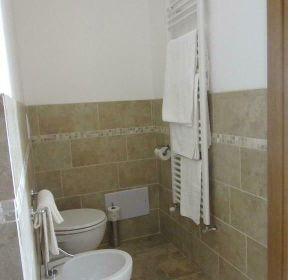 标准间, Cuti Mari